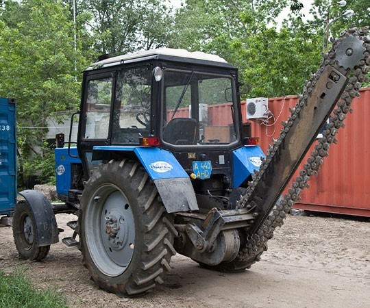 Траншеекопатель в аренду в Абакане и  Республике Хакасия